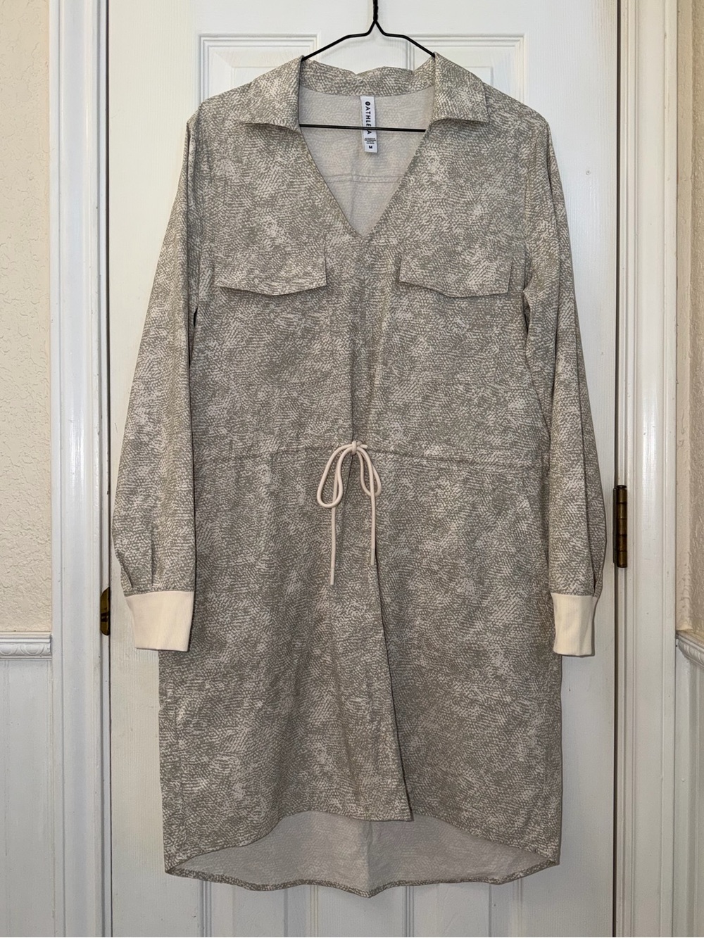 Athleta Zuma Printed Shirtdress in Viper Gray and Ivory